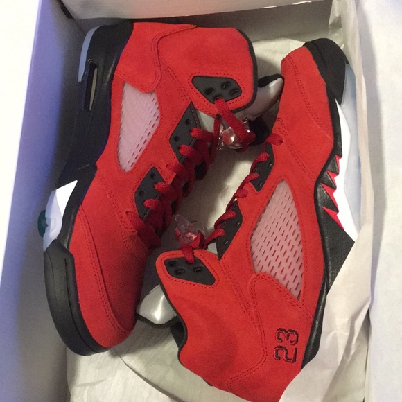 2021 raging bull 5s size 9.5 - Picture 1 of 3